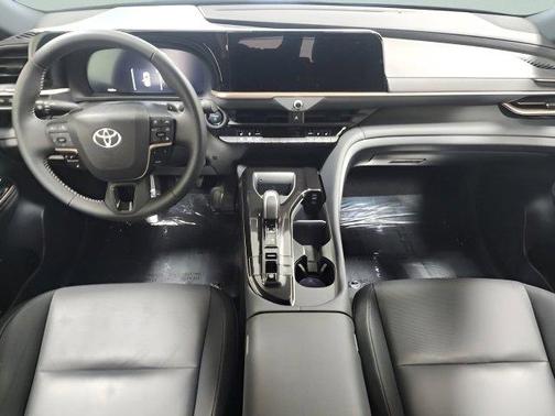 Black 2025 Toyota Crown Signia XLE