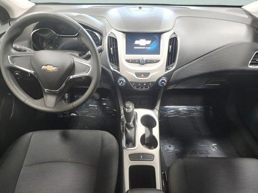 2016 Chevrolet Cruze LS Auto