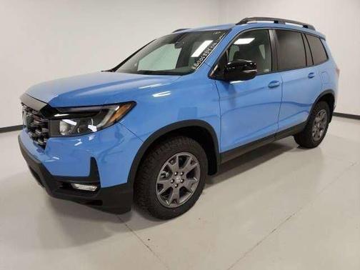 Diffused Sky Pearl 2024 Honda Passport AWD TrailSport