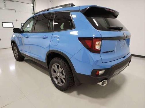 Diffused Sky Pearl 2024 Honda Passport AWD TrailSport