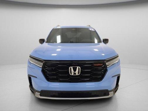 Diffused Sky Pearl 2024 Honda Pilot TrailSport
