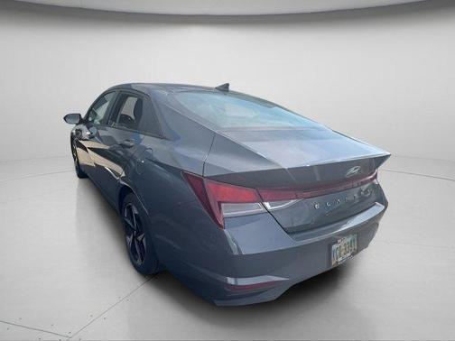 Ecotronic Gray 2023 Hyundai ELANTRA SEL