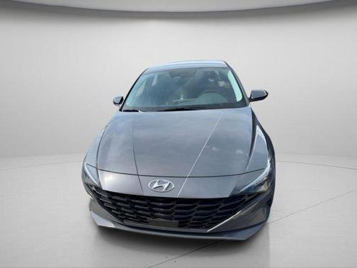 Ecotronic Gray 2023 Hyundai ELANTRA SEL