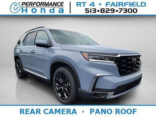 2025 Honda Pilot Touring 8-Passenger