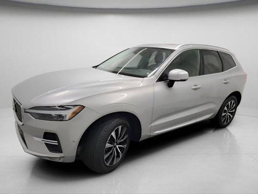 Silver Dawn Metallic 2023 Volvo XC60 B5 Plus Bright Theme
