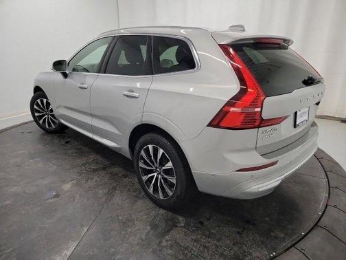 Silver Dawn Metallic 2023 Volvo XC60 B5 Plus Bright Theme