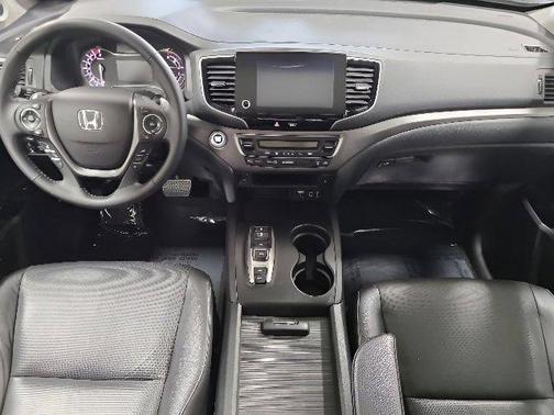 Crystal Black Pearl 2023 Honda Ridgeline RTL