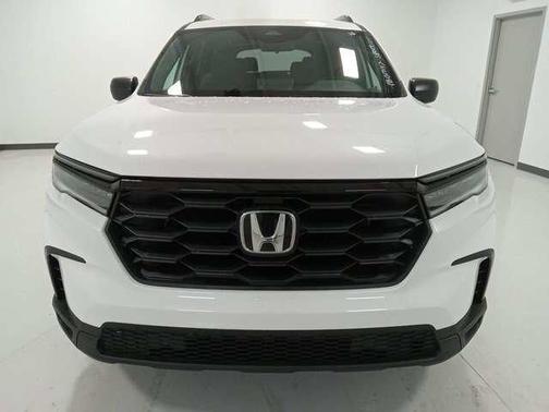2023 Honda Pilot AWD Sport