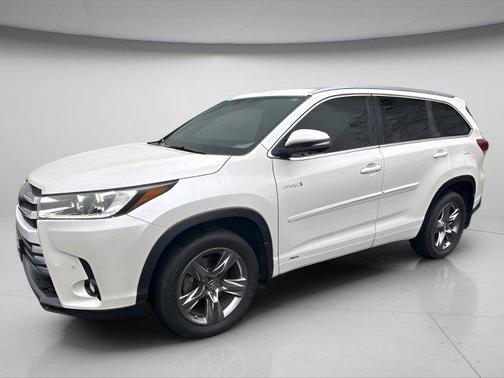 2019 Toyota Highlander Hybrid Platinum