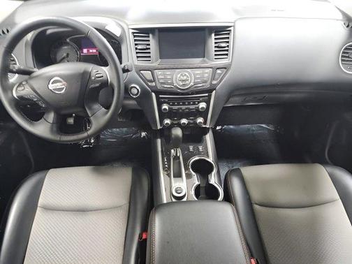 Magnetic Black Pearl 2020 Nissan Pathfinder SV 4WD