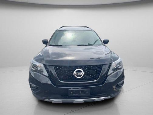 Magnetic Black Pearl 2020 Nissan Pathfinder SV 4WD