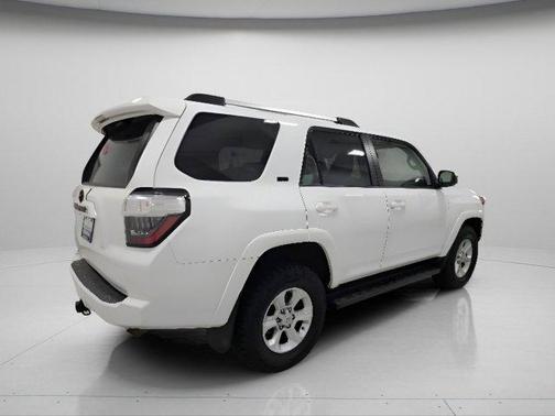 Super White 2021 Toyota 4Runner SR5