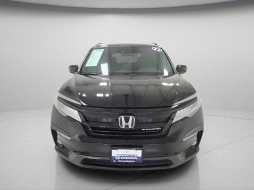 Crystal Black Pearl 2022 Honda Pilot AWD Black Edition