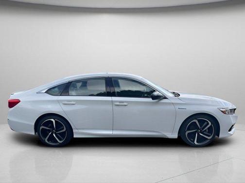 Platinum White Pearl 2022 Honda Accord Hybrid Sport