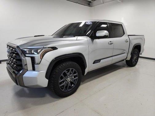 2023 Toyota Tundra Hybrid Platinum