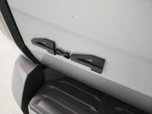 2023 Toyota Tundra Hybrid Platinum