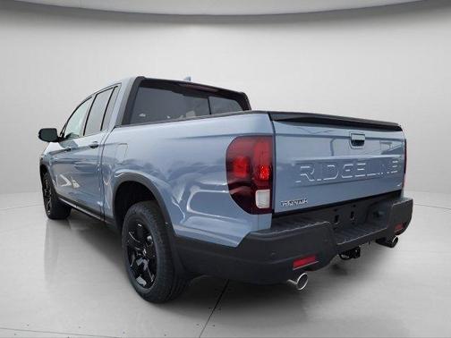 Sonic Gray Pearl 2026 Honda Ridgeline Black