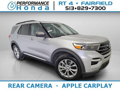 Iconic Silver Metallic 2021 Ford Explorer XLT
