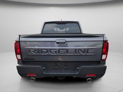 Modern Steel Metallic 2026 Honda Ridgeline RTL