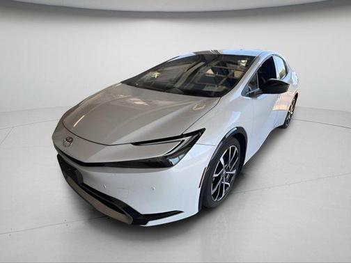 Wind Chill Pearl 2024 Toyota Prius Prime XSE