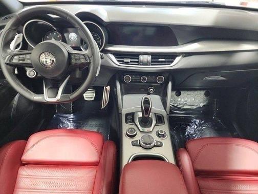 2022 Alfa Romeo Stelvio Ti