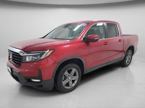 Radiant Red Metallic II 2021 Honda Ridgeline RTL