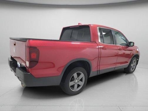 Radiant Red Metallic II 2021 Honda Ridgeline RTL