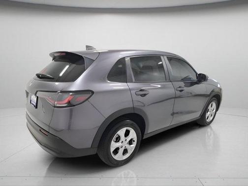 Modern Steel Metallic 2023 Honda HR-V LX