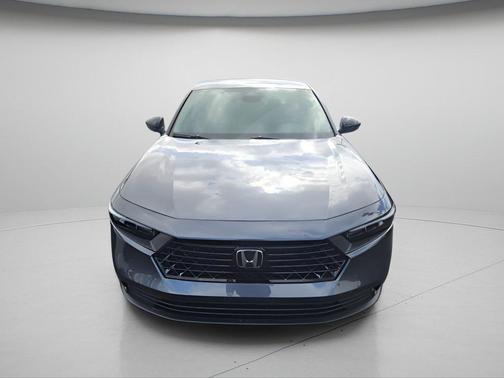Meteorite Gray Metallic 2026 Honda Accord SE