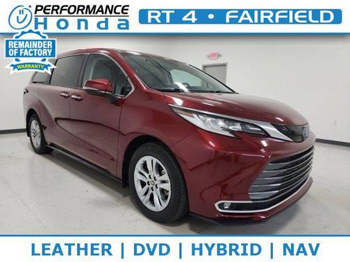 2021 Toyota Sienna Limited 7-Passenger