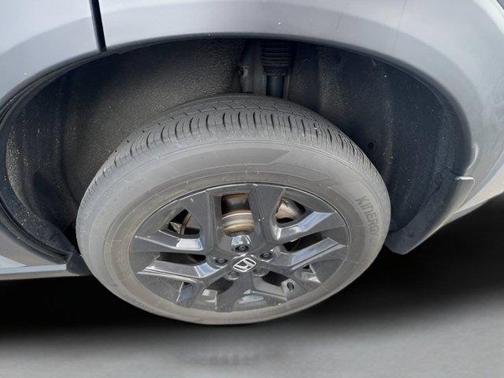 Urban Gray Pearl 2024 Honda HR-V Sport