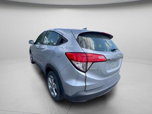 Lunar Silver Metallic 2021 Honda HR-V LX