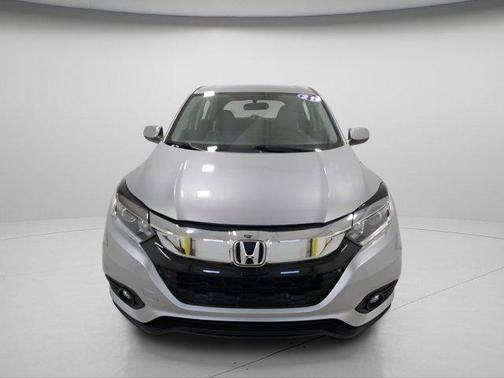 Lunar Silver Metallic 2021 Honda HR-V LX
