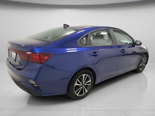 Deep Sea Blue 2023 Kia Forte LXS