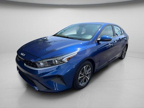 Deep Sea Blue 2023 Kia Forte LXS
