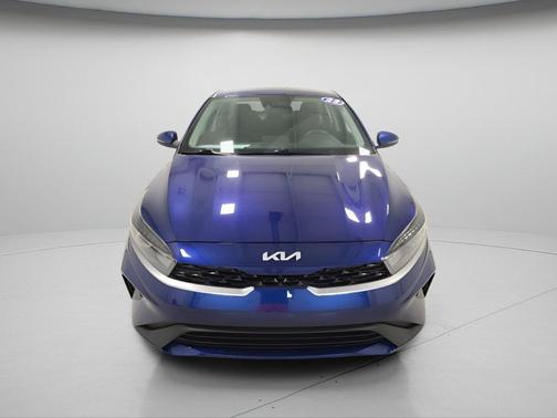 Deep Sea Blue 2023 Kia Forte LXS