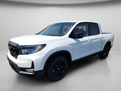 Platinum White Pearl 2026 Honda Ridgeline Black