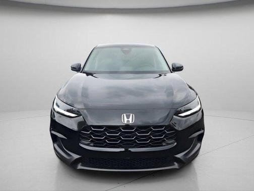 Crystal Black Pearl 2026 Honda HR-V LX