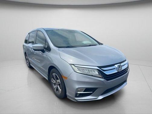 Lunar Silver Metallic 2019 Honda Odyssey Touring