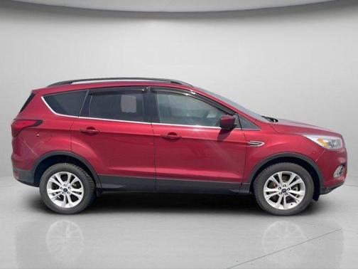 Ruby Red Metallic Tinted Clearcoat 2019 Ford Escape SEL