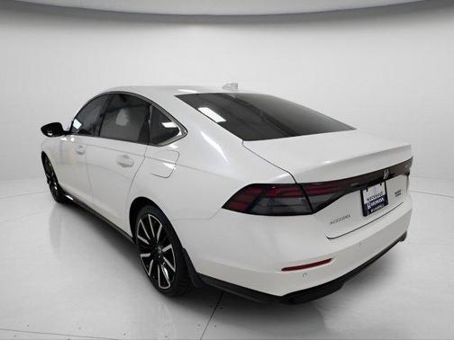 Platinum White Pearl 2023 Honda Accord Hybrid Touring