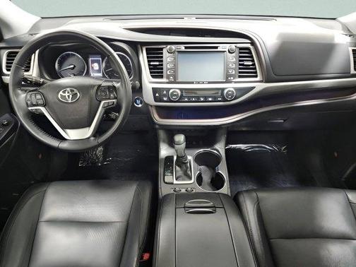2019 Toyota Highlander Limited Platinum