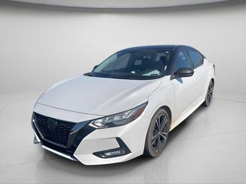 Aspen White/Super Black 2021 Nissan Sentra SR