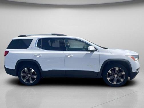 Summit White 2017 GMC Acadia SLT-2
