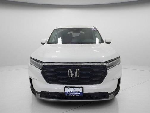 Platinum White Pearl 2023 Honda Pilot AWD EX-L 8 Passenger