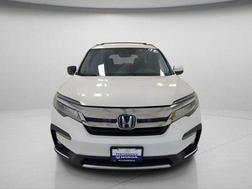 White Diamond Pearl 2019 Honda Pilot Elite