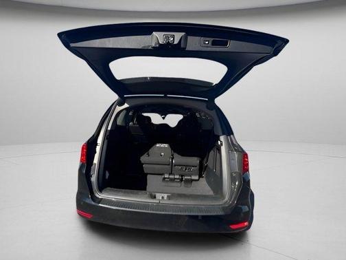 Crystal Black Pearl 2022 Honda Odyssey Touring