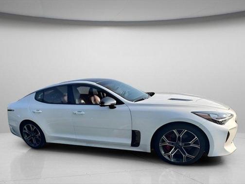 2020 Kia Stinger GT2