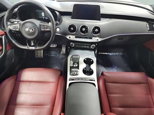 2020 Kia Stinger GT2
