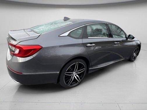 2022 Honda Accord Hybrid Touring